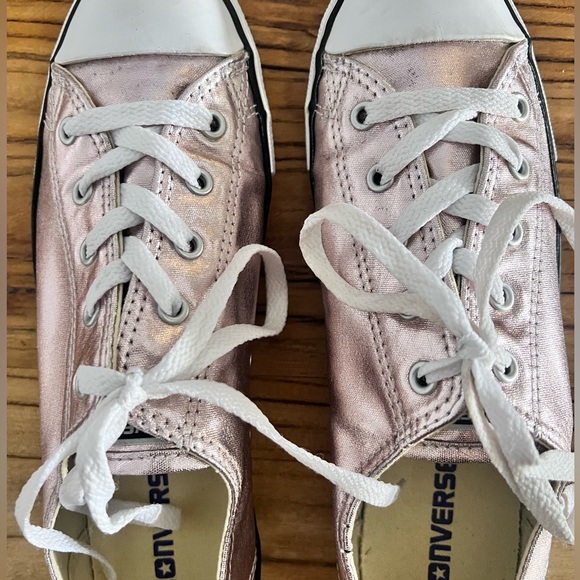 Women’s Converse Chuck Taylor Classic Rose Gold Sneakers (US Sz 9 / UK Sz 6.5) - Picture 4 of 5